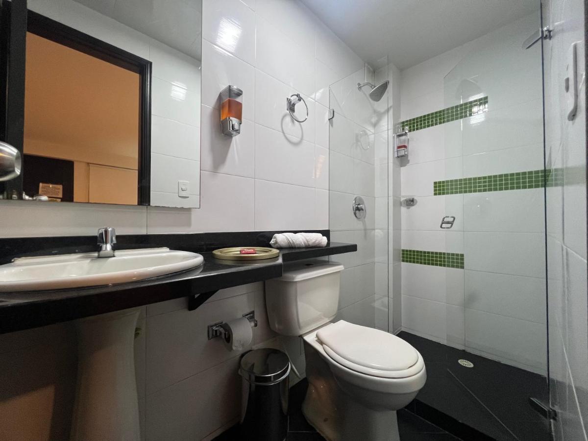 בוגוטה Hotel Ferias Park מראה חיצוני תמונה
